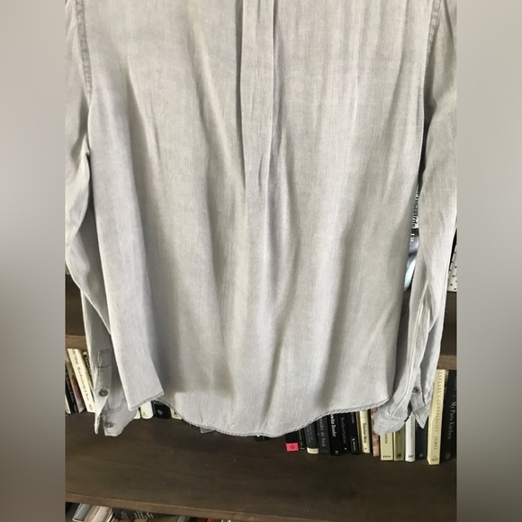 EUC Gentle Fawn Vintage Vibe Light Grey Collared Chambray Shirt S - Picture 11 of 16